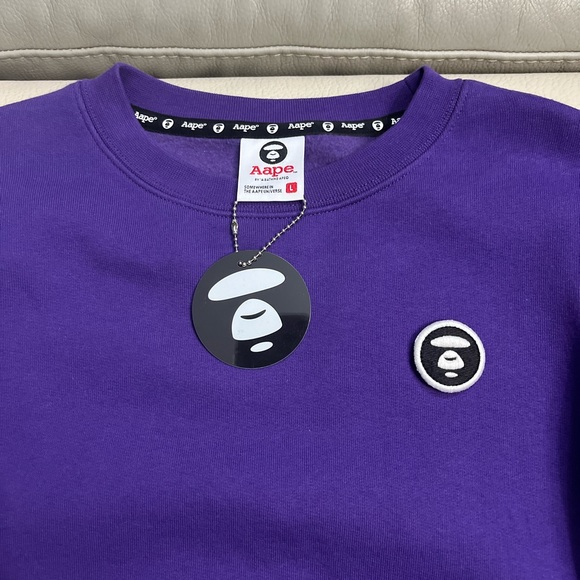 NWT - AAPE by A Bathing Ape (BAPE) Small Logo Sweatshirt - Men L/Women XL - Picture 5 of 9